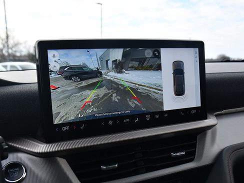 Used 2025 Ford Explorer Active image 28