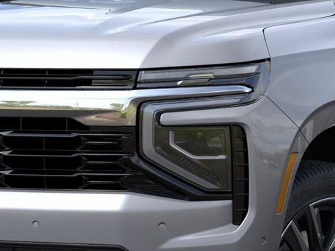 New 2026 Chevrolet Suburban LS AWD/4WD image 34