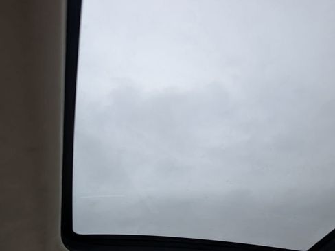 Used 2018 Lincoln MKX Black Label w/ Driver Assistance Package image 18