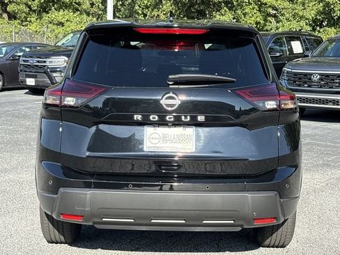 Used 2026 Nissan Rogue SV FWD image 21
