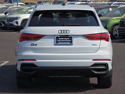 New 2025 Audi Q3 2.0T Premium Plus image 4