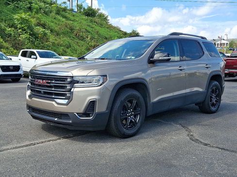 Used 2023 GMC Acadia AT4 w/ Technology Package AWD/4WD image 3