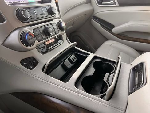 Used 2019 GMC Yukon Denali w/ Denali Ultimate Package image 17