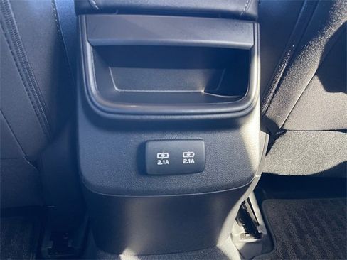 Used 2020 Subaru Outback Premium image 19