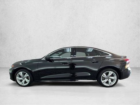 Used 2025 Audi A5 2.0T Premium Plus w/ Premium Plus AWD/4WD image 9