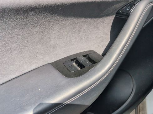 Used 2021 Tesla Model Y Long Range AWD/4WD image 14