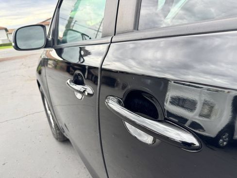 Used 2019 Kia Sedona L FWD image 15
