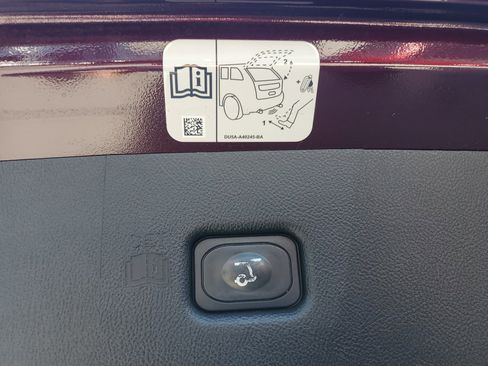 Used 2019 Lincoln Nautilus FWD image 7