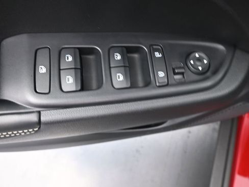 Used 2024 Hyundai Venue Limited image 26