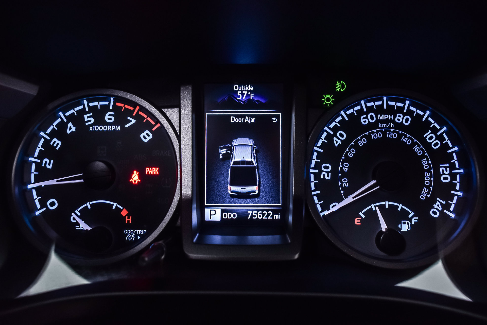Used 2020 Toyota Tacoma TRD Off-Road w/ Technology Package AWD/4WD image 16