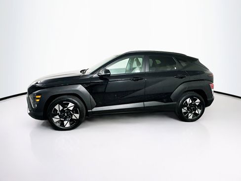 Used 2025 Hyundai Kona SEL image 4