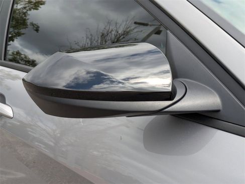 Used 2025 Hyundai Elantra Sport image 10