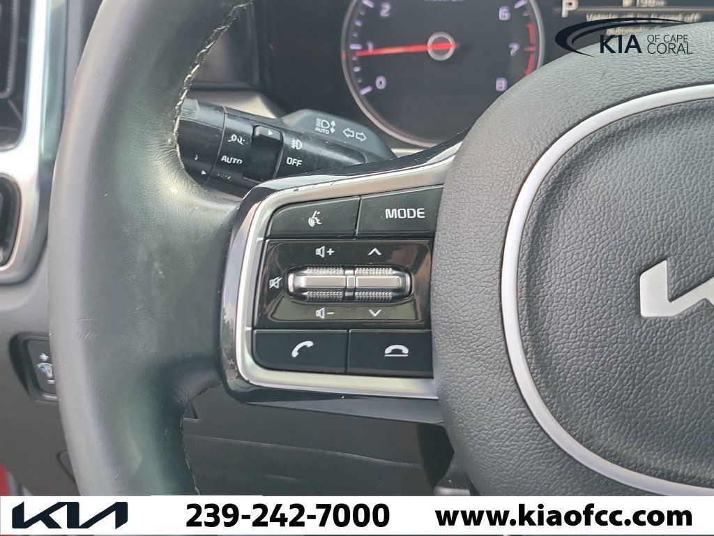 Used 2022 Kia Sorento SX AWD/4WD image 26