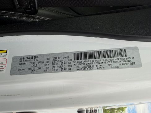 Used 2016 Jeep Wrangler Unlimited Rubicon AWD/4WD image 31