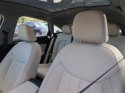 New 2025 Audi A5 2.0T Premium image 17