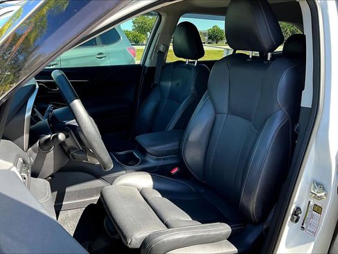 Used 2021 Subaru Outback Limited XT image 7