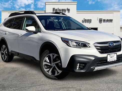 Used 2020 Subaru Outback Limited image 11