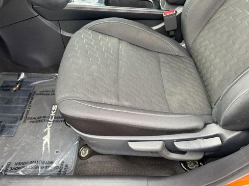 Used 2023 Nissan Kicks SV image 14