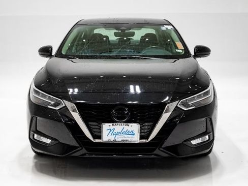 Used 2023 Nissan Sentra SR w/ Electronics Package FWD image 4