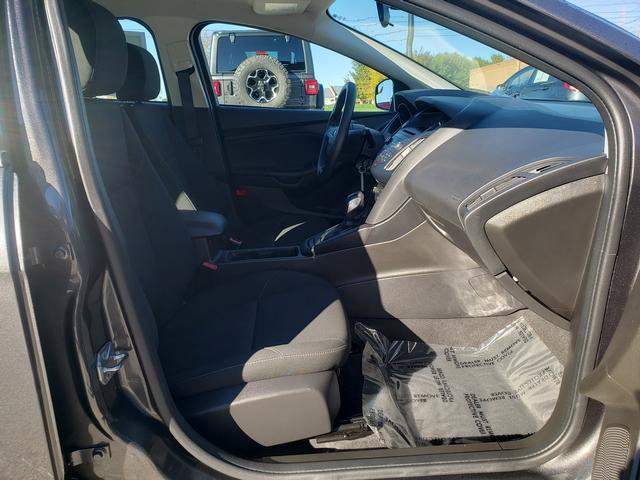 Used 2016 Ford Focus SE FWD image 18
