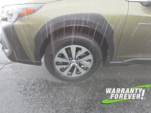 Used 2024 Subaru Outback Premium AWD/4WD image 19