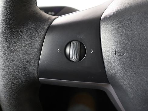 Used 2023 Tesla Model 3 Performance image 33