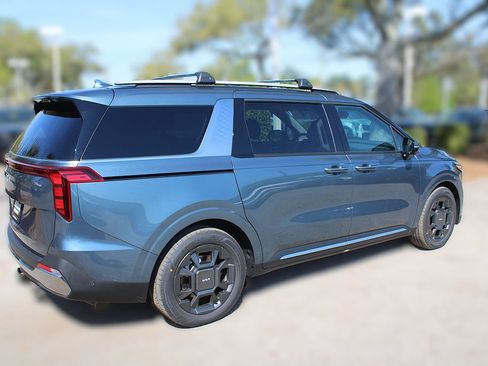 New 2027 Kia Carnival SX w/ Dark Edition Package FWD image 9