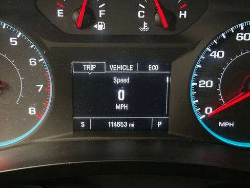 Used 2019 Chevrolet Traverse LS w/ LPO, Blackout Package FWD image 3