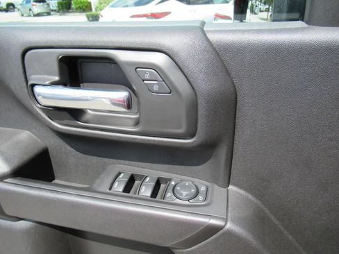 Used 2024 Chevrolet Silverado 2500 Custom w/ Custom Convenience Package RWD image 23