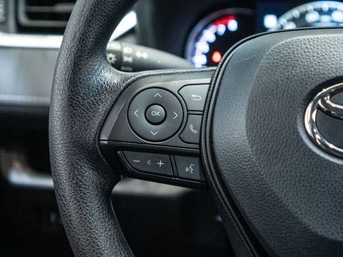 Certified 2024 Toyota RAV4 XLE image 28