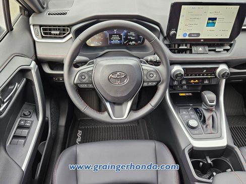 Used 2025 Toyota RAV4 XSE image 12