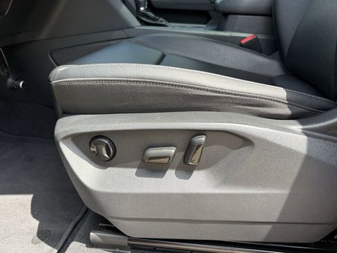 Used 2019 Volkswagen Atlas SE FWD image 13