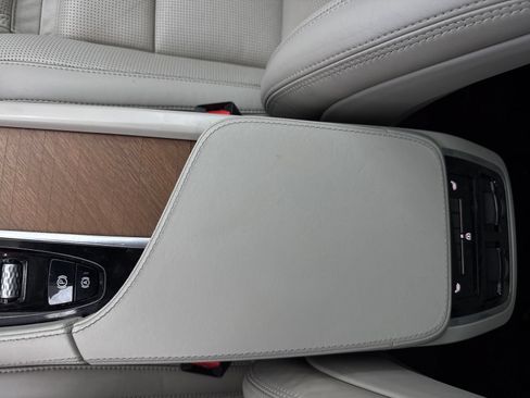 Used 2018 Volvo XC90 T6 Inscription w/ Luxury Package AWD/4WD image 32