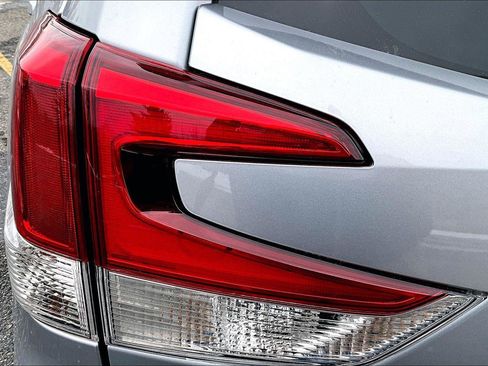 Used 2023 Subaru Forester Premium image 33