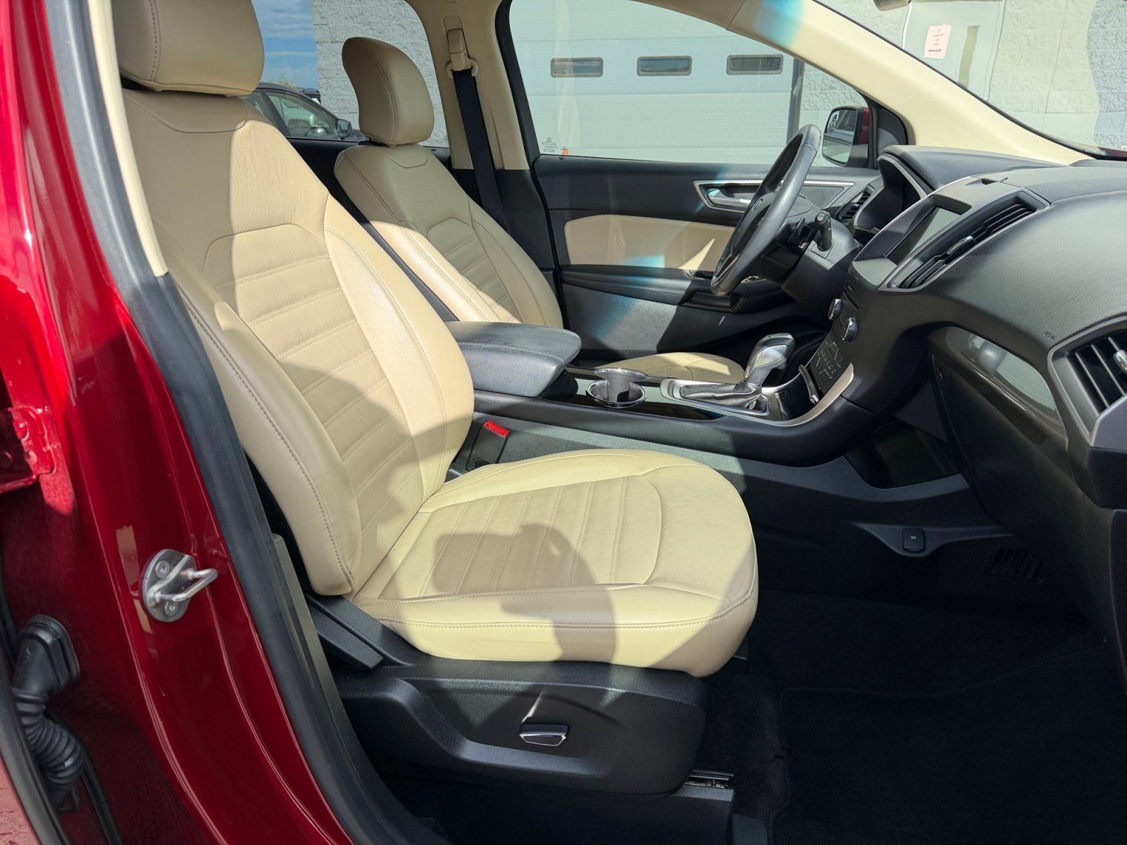 Used 2018 Ford Edge SEL w/ Equipment Group 201A FWD image 31