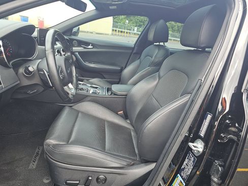 Used 2023 Kia Stinger GT-Line w/ Sun & Sound Package RWD image 3