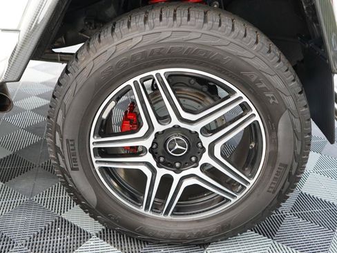 Used 2018 Mercedes-Benz G 550 Squared image 28