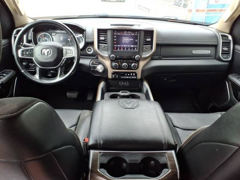 Used 2020 RAM 1500 Laramie AWD/4WD image 11