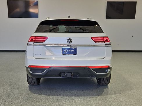 Used 2023 Volkswagen Atlas Cross Sport SE FWD image 7