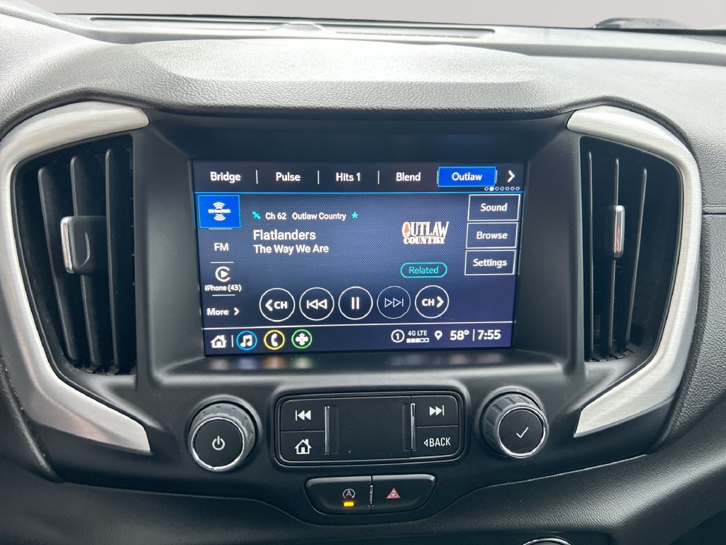 Used 2022 GMC Terrain SLT w/ Tech Package AWD/4WD image 18