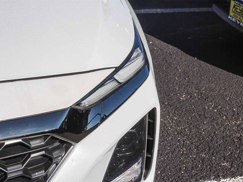 Used 2020 Hyundai Santa Fe Limited image 16