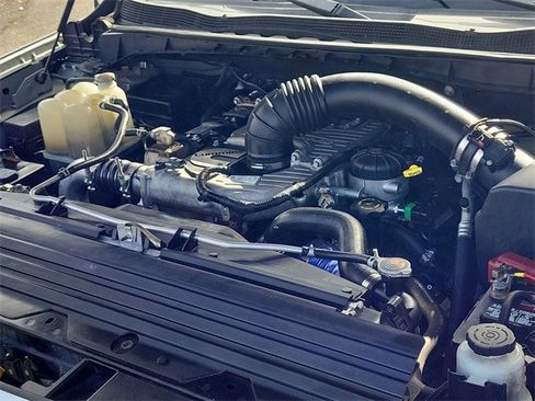 Used 2017 Nissan Titan PRO-4X w/ Pro-4x Convenience Package image 31