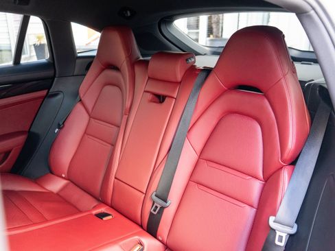 Used 2023 Porsche Panamera 4S AWD/4WD image 23
