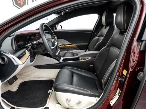 Used 2023 Lucid Air Touring AWD/4WD image 4