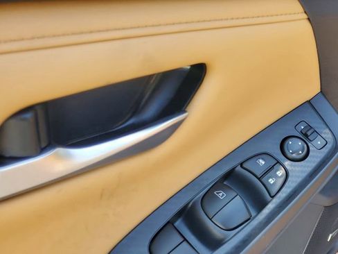 New 2025 Nissan Sentra SV w/ SV Premium Package image 6