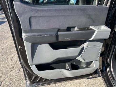 Used 2023 Ford F150 XLT w/ Trailer Tow Package image 32