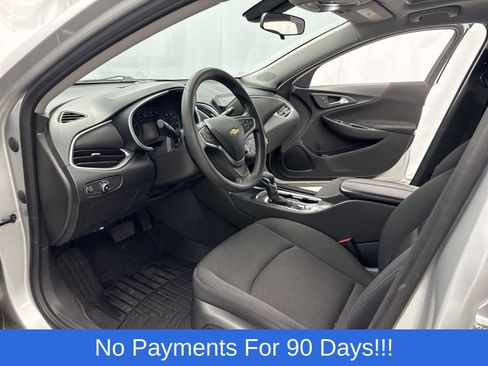 Used 2022 Chevrolet Malibu LT FWD image 11