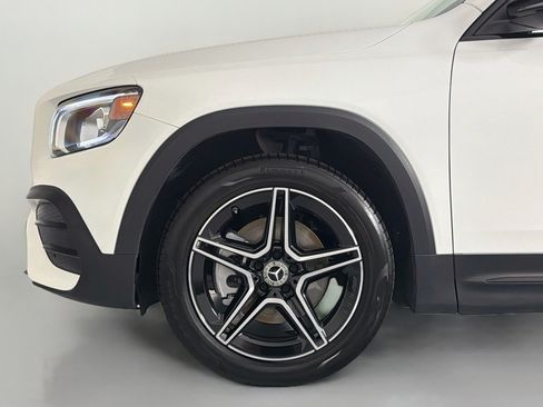 Used 2023 Mercedes-Benz GLB 250 image 10