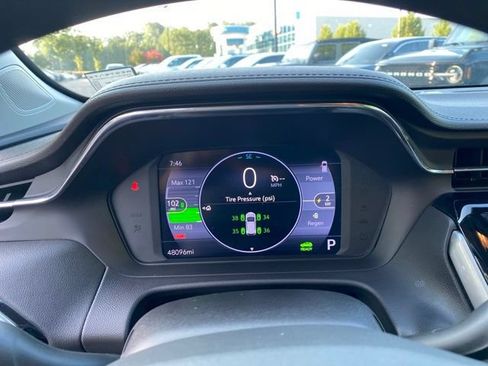 Used 2023 Chevrolet Bolt EUV LT w/ Driver Confidence Package FWD image 13