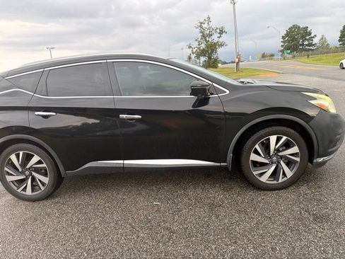 Used 2018 Nissan Murano Platinum FWD image 2